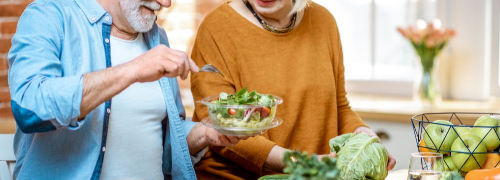 Man eating healthy trying to increase nitric oxide in body